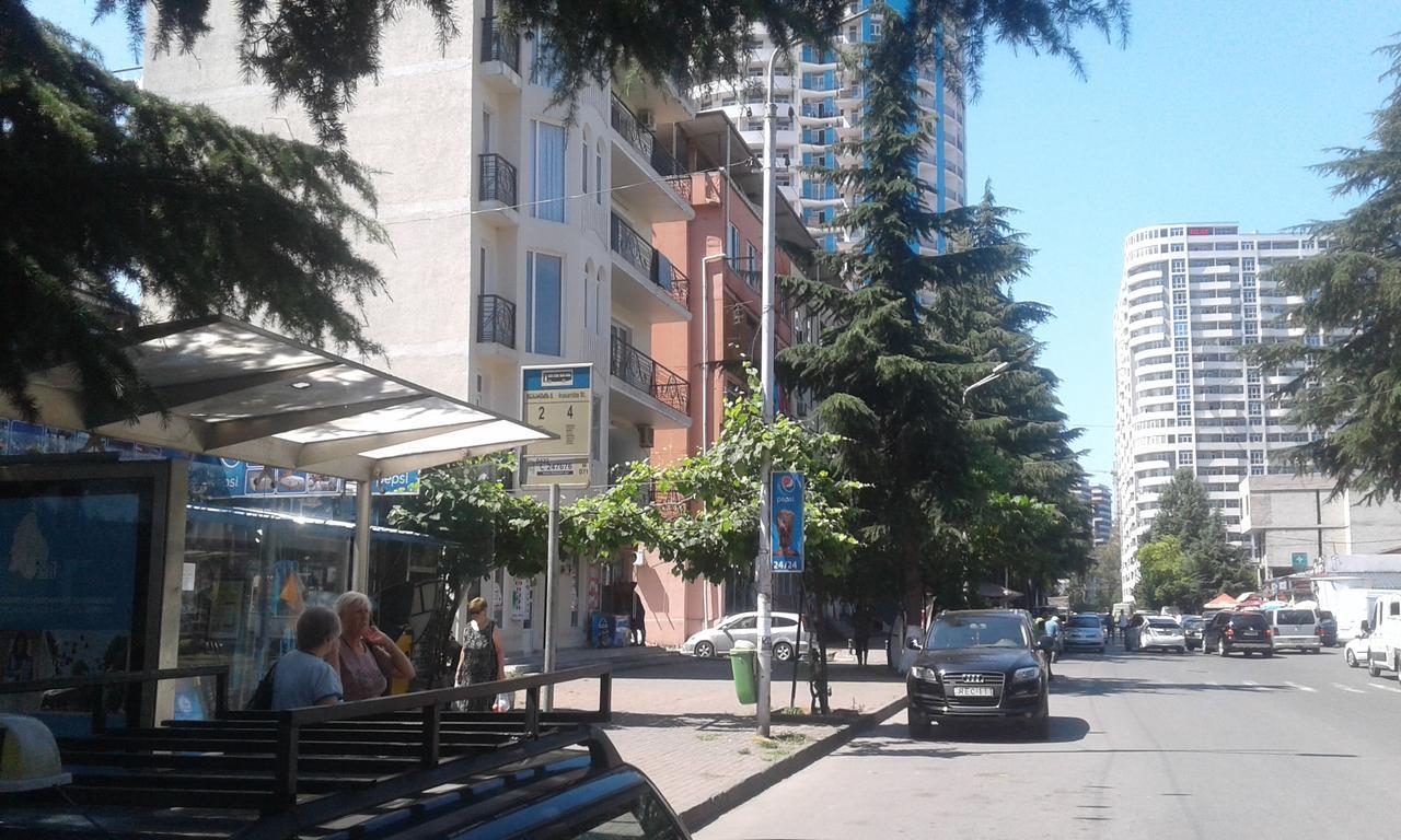 Уютная Студия Maksim Batumi Esterno foto